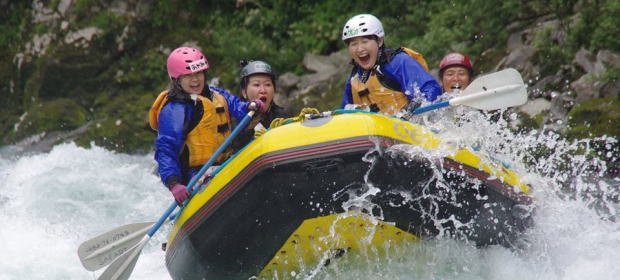 whitewater rafting on the Yoshino river